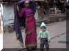 kidmom.jpg (136895 bytes)